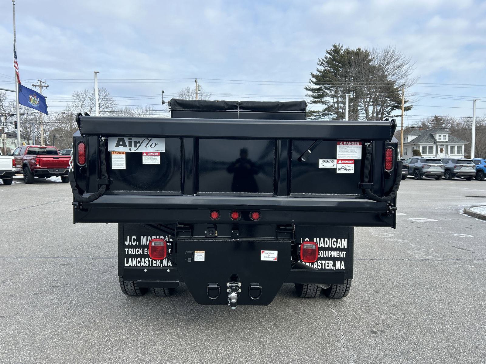 2024 Chevrolet Silverado 5500HD Work Truck photo 4