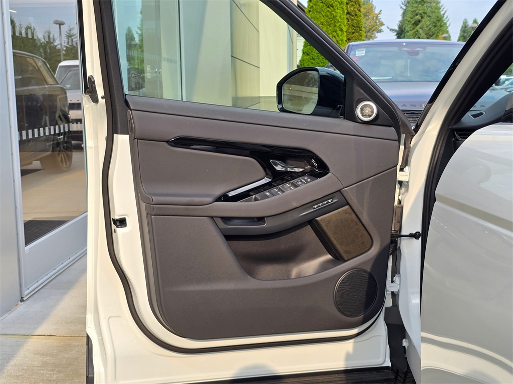 2026 Land Rover Range Rover Evoque S photo 16