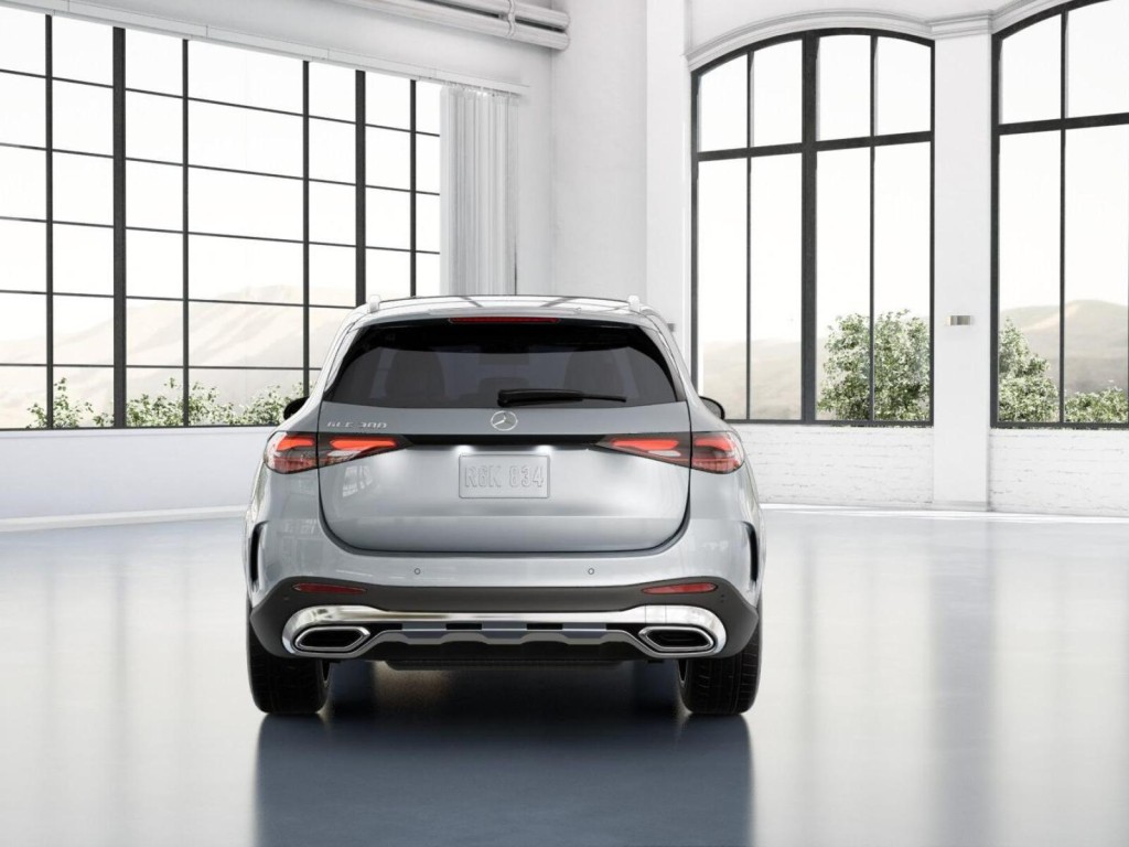 2026 Mercedes Benz GLC 300 photo 24