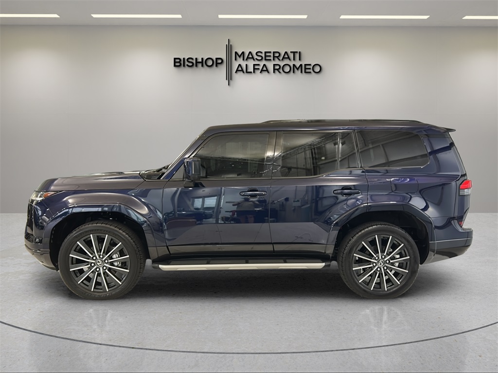 2024 Lexus GX 550 Luxury photo 3