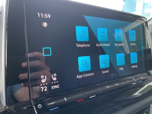 2025 Volkswagen Atlas Cross Sport SE photo 2