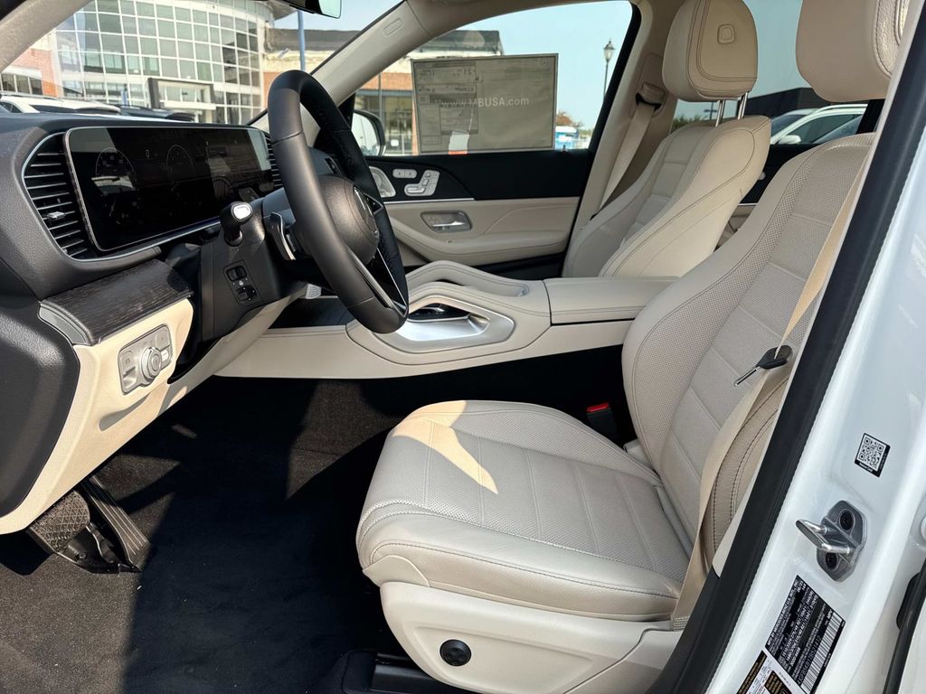 2026 Mercedes Benz GLE 450 4MATIC photo 16