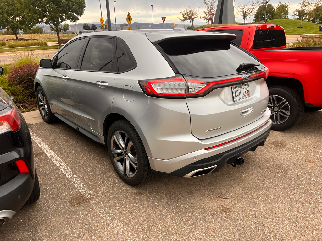 2016 Ford Edge Sport photo 5