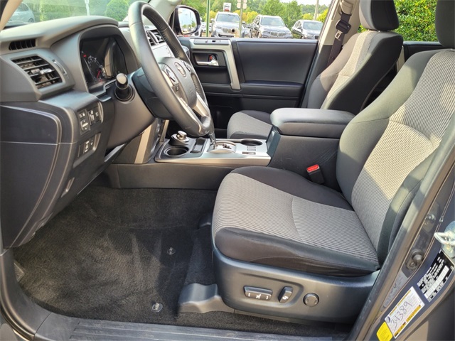 2024 Toyota 4Runner SR5 4WD photo 8