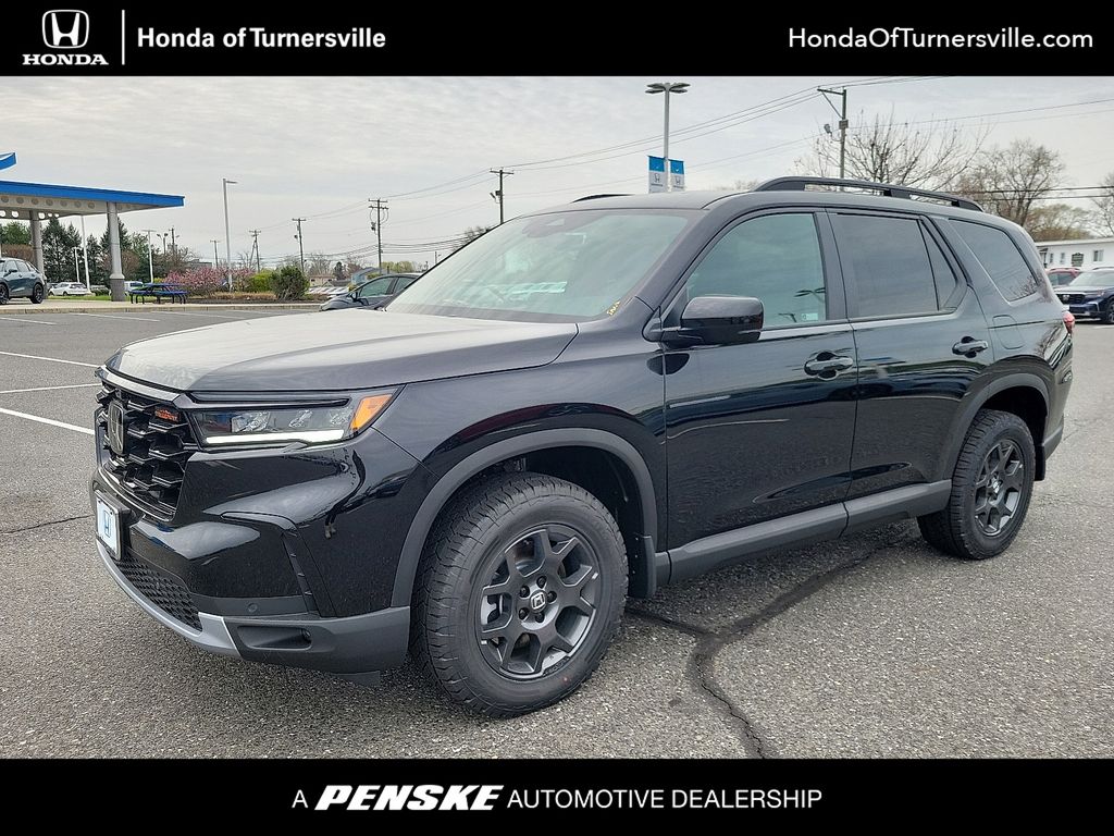2025 Honda Pilot TrailSport's photo