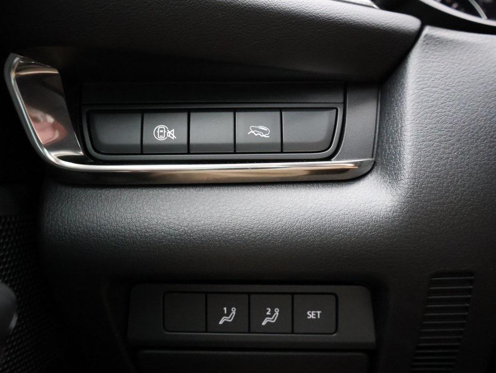 2024 Mazda CX-30 2.5 S Carbon photo 30
