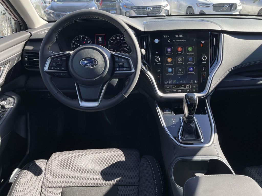 2025 Subaru Outback Premium photo 2