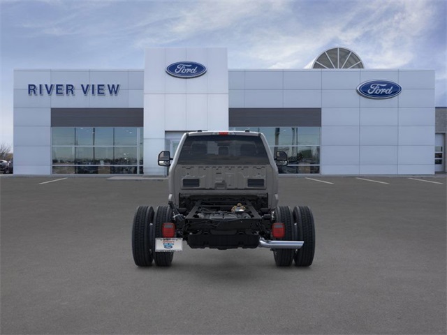 2026 Ford F-550 XL photo 5