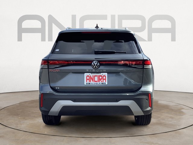 2025 Volkswagen Tiguan SE photo 6