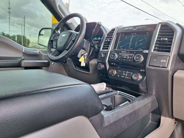 2016 Ford F-150 XLT photo 27