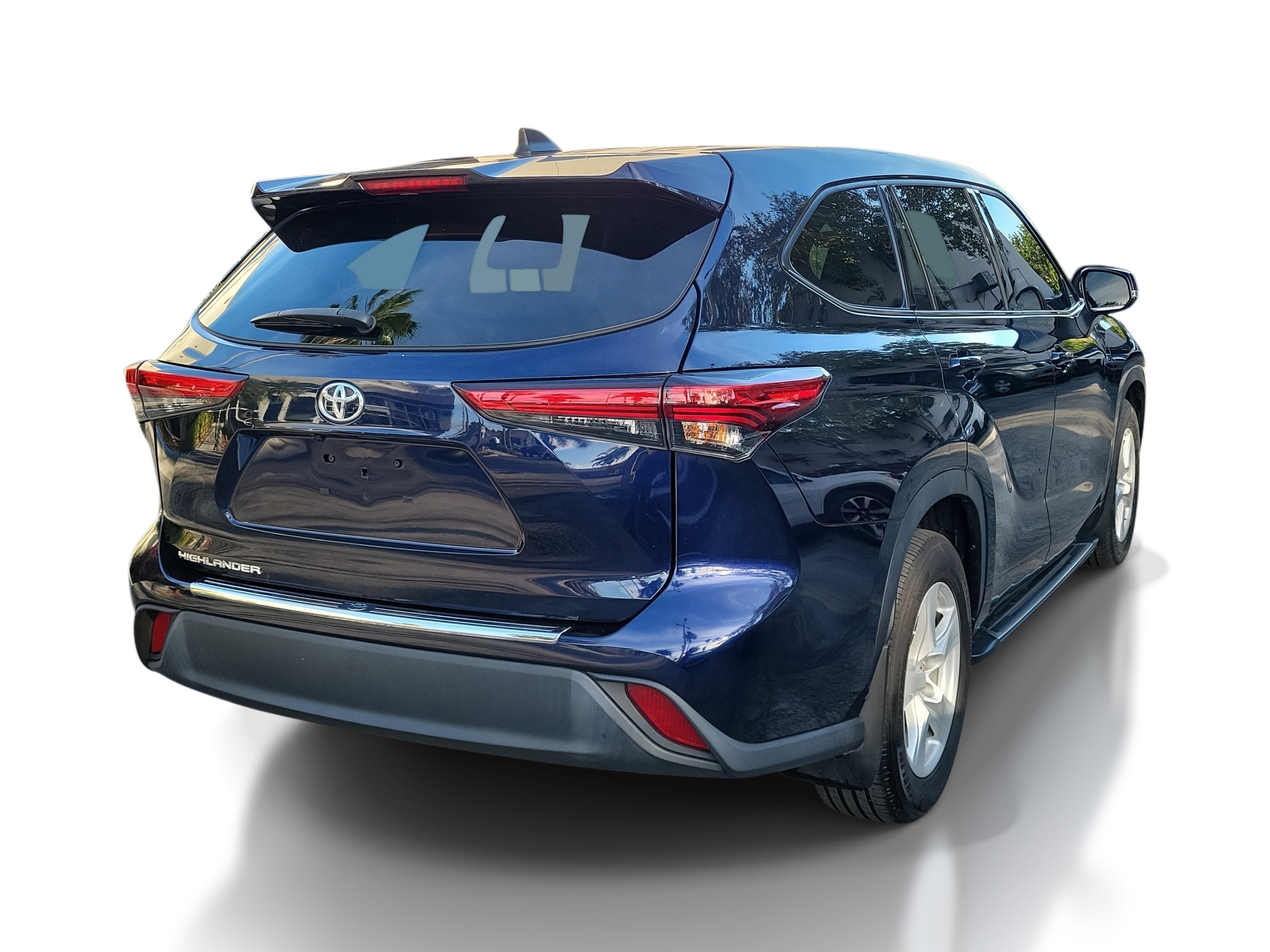 2022 Toyota Highlander L photo 4