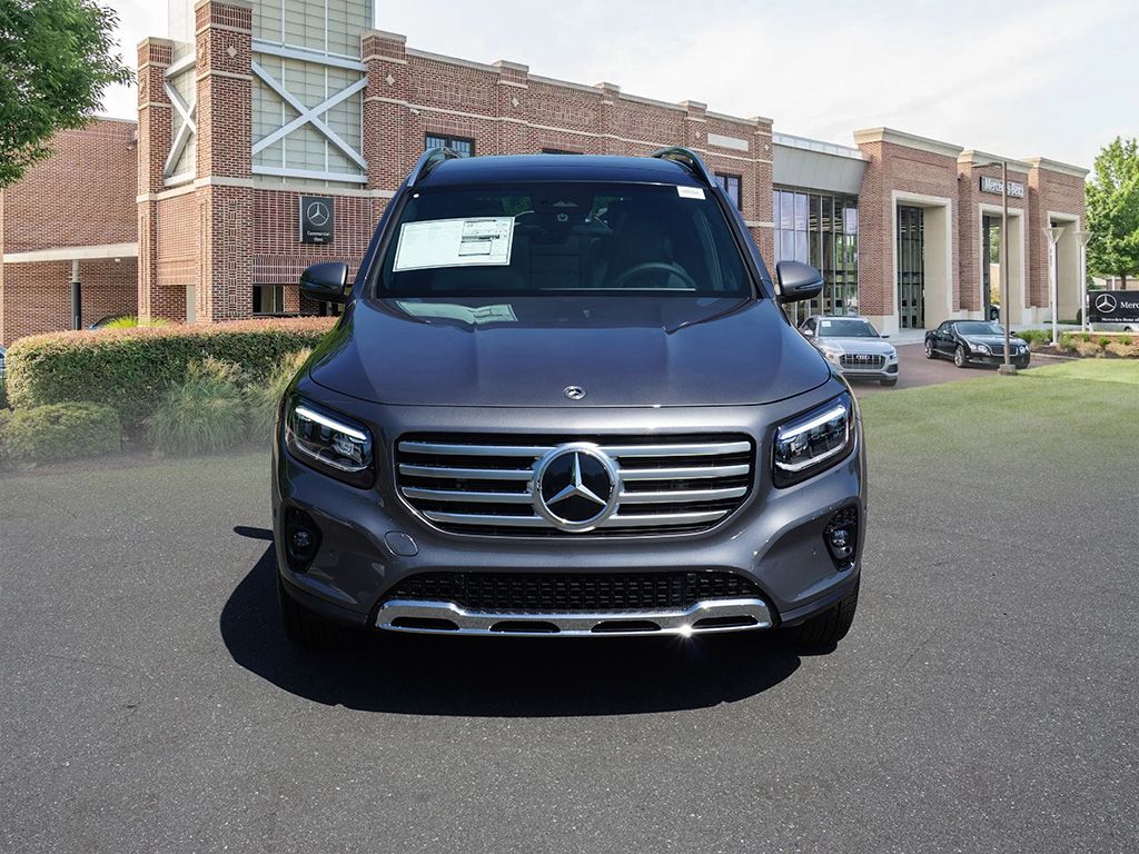 2025 Mercedes Benz GLB 250 photo 3