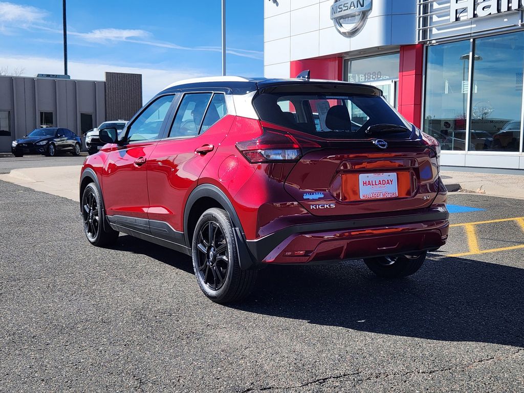 2023 Nissan Kicks SV photo 3