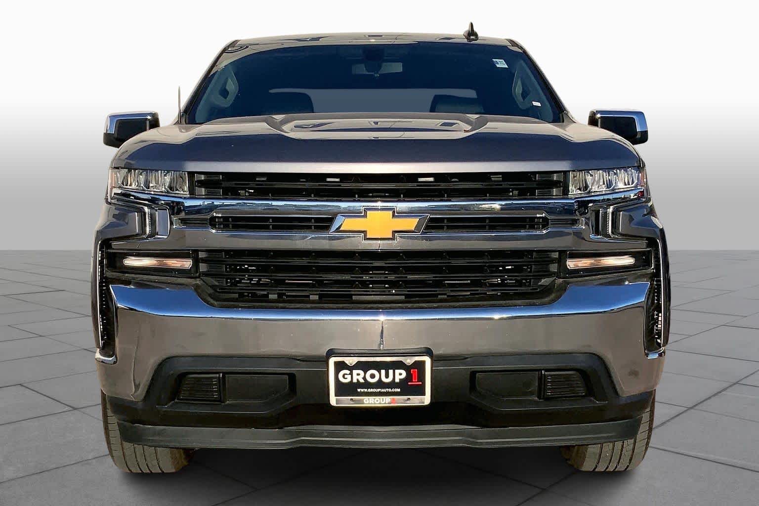 2020 Chevrolet Silverado 1500 LT photo 3