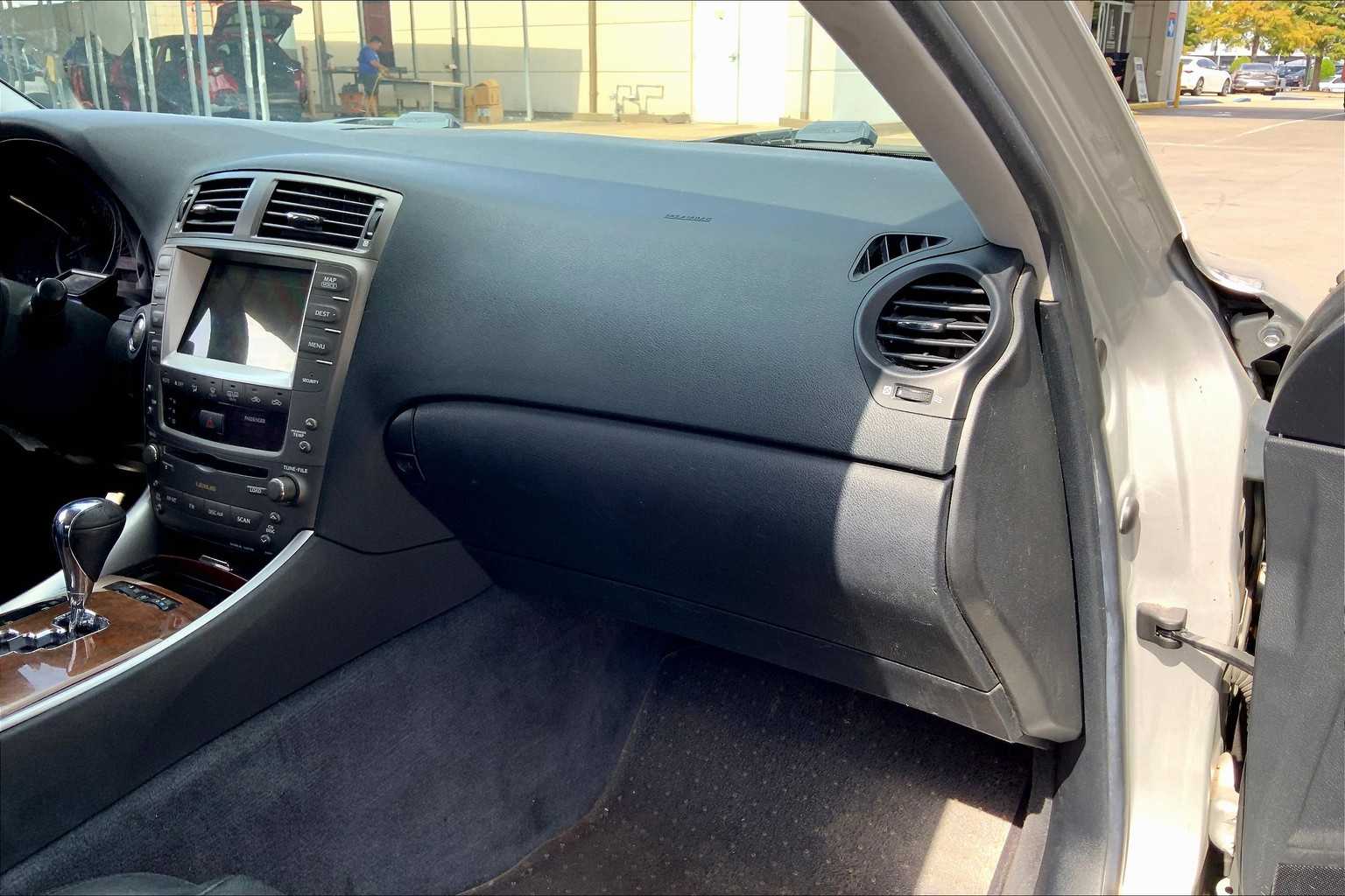 2007 Lexus IS 250 photo 16