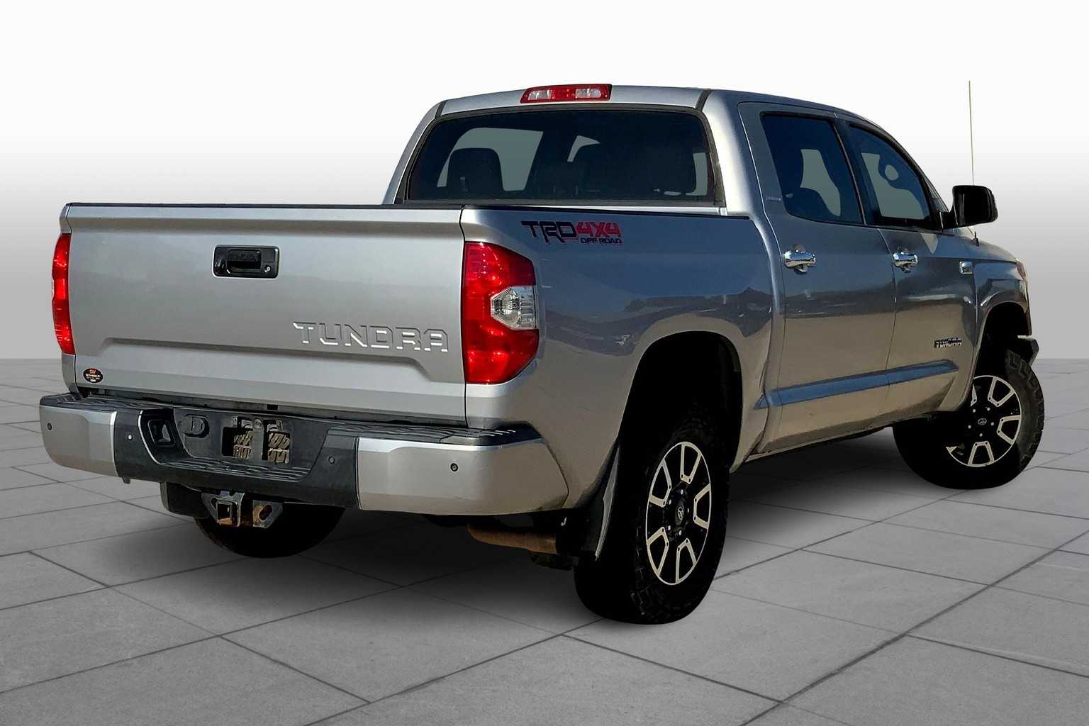 2017 Toyota Tundra Limited photo 11