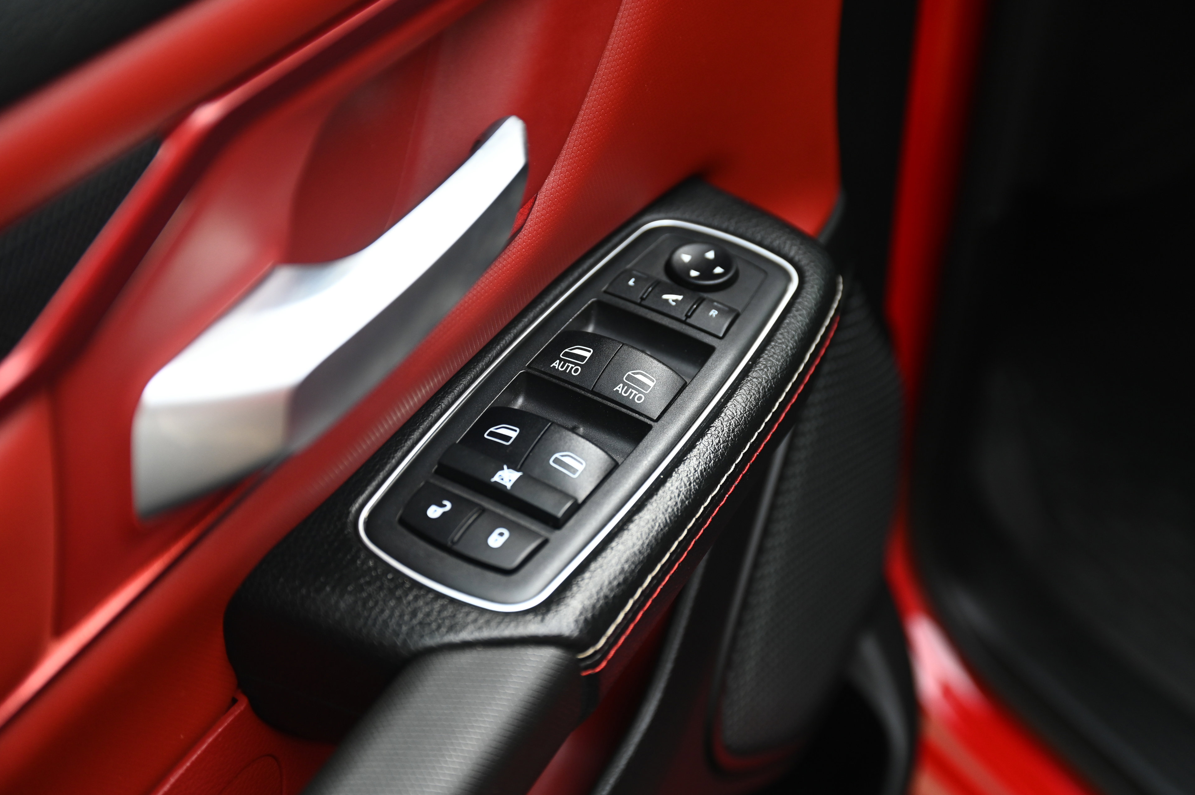 2019 Ram 1500 Rebel photo 10