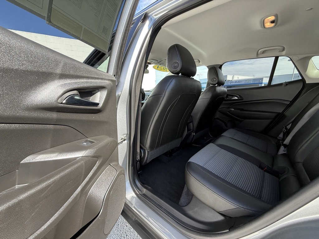 2024 Chevrolet Trax LT photo 20