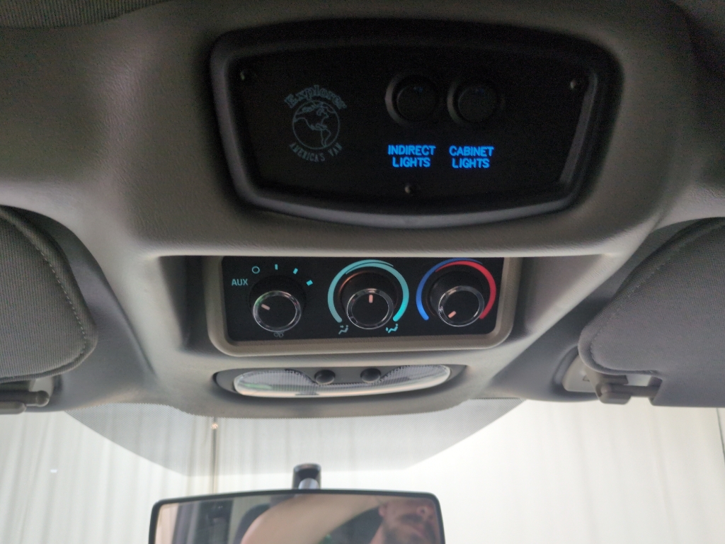 2012 Chevrolet Express Cargo 1500 photo 27