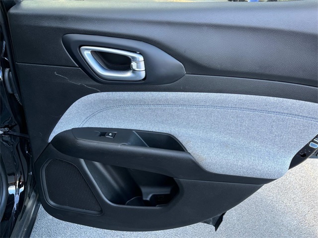 2024 Jeep Compass Latitude photo 18