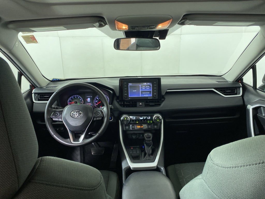 Used 2021 Toyota RAV4 XLE with VIN 2T3P1RFV2MW237609 for sale in Kansas City