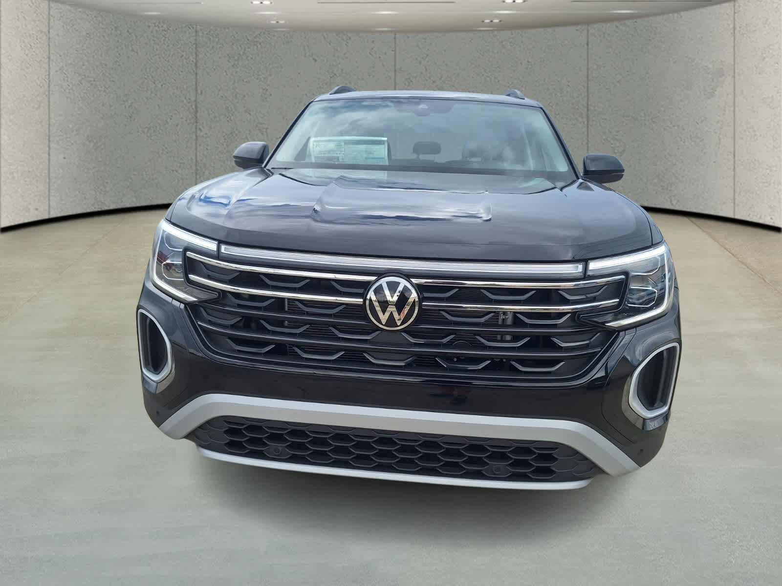 2025 Volkswagen Atlas Peak Edition SE photo 6