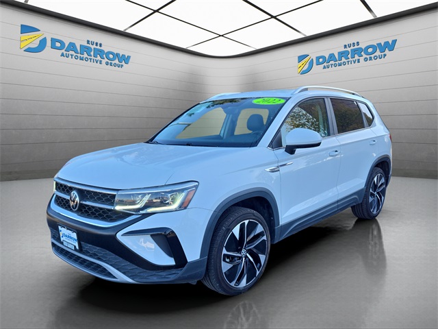 2022 Volkswagen Taos SEL's photo