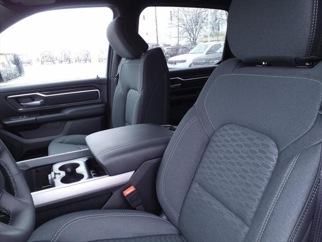 2025 Ram 1500 Big Horn photo 8