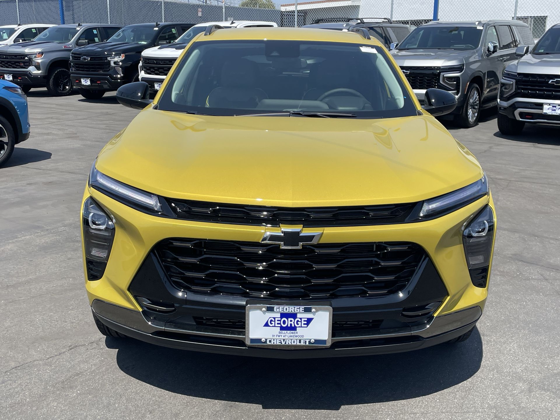 2025 Chevrolet Trax ACTIV photo 2