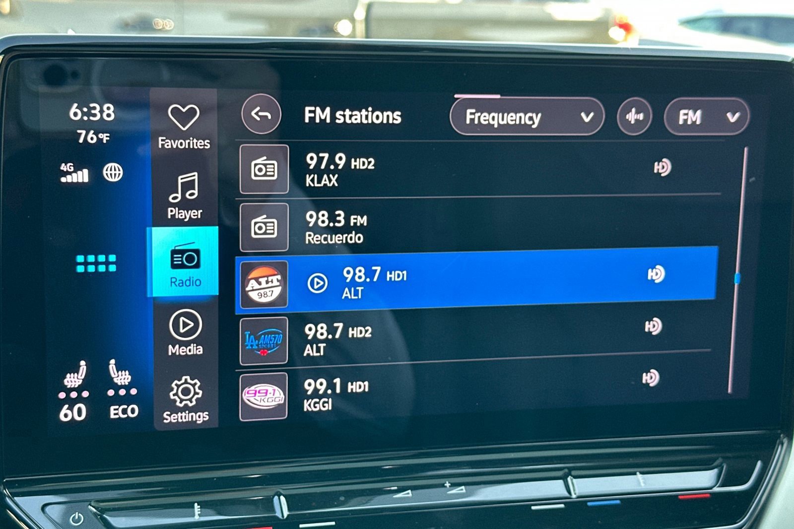 2021 Volkswagen ID.4 Pro S Gradient photo 20