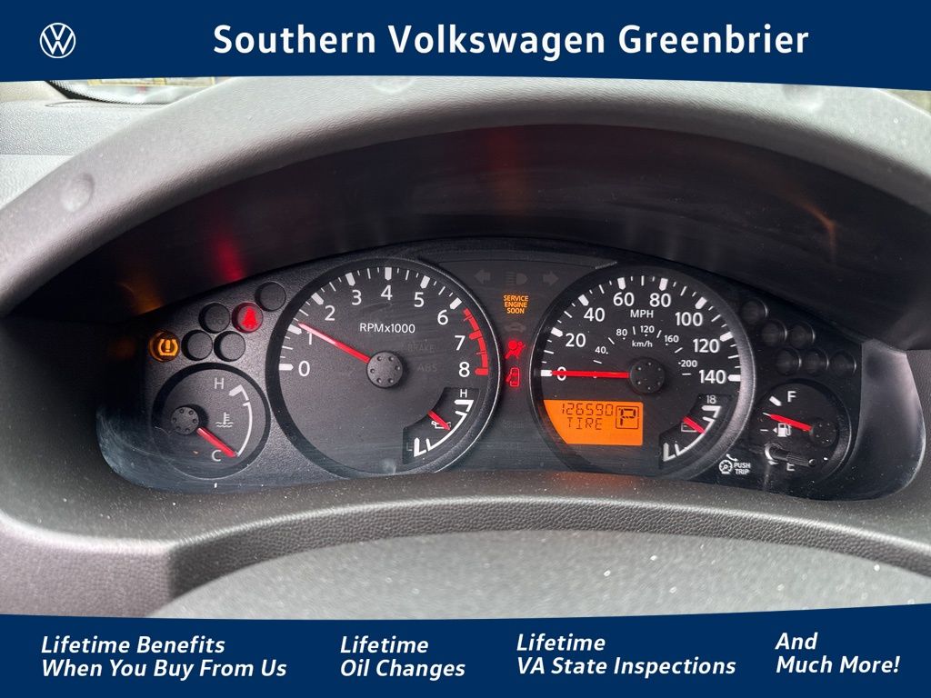 2011 Nissan Frontier SV's photo