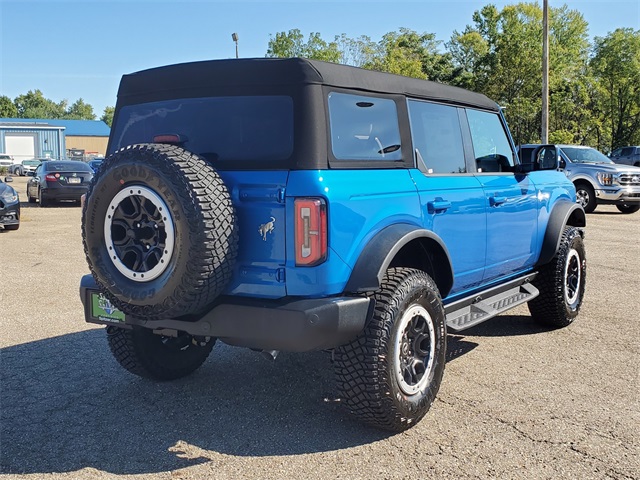 2024 Ford Bronco Outer Banks photo 4