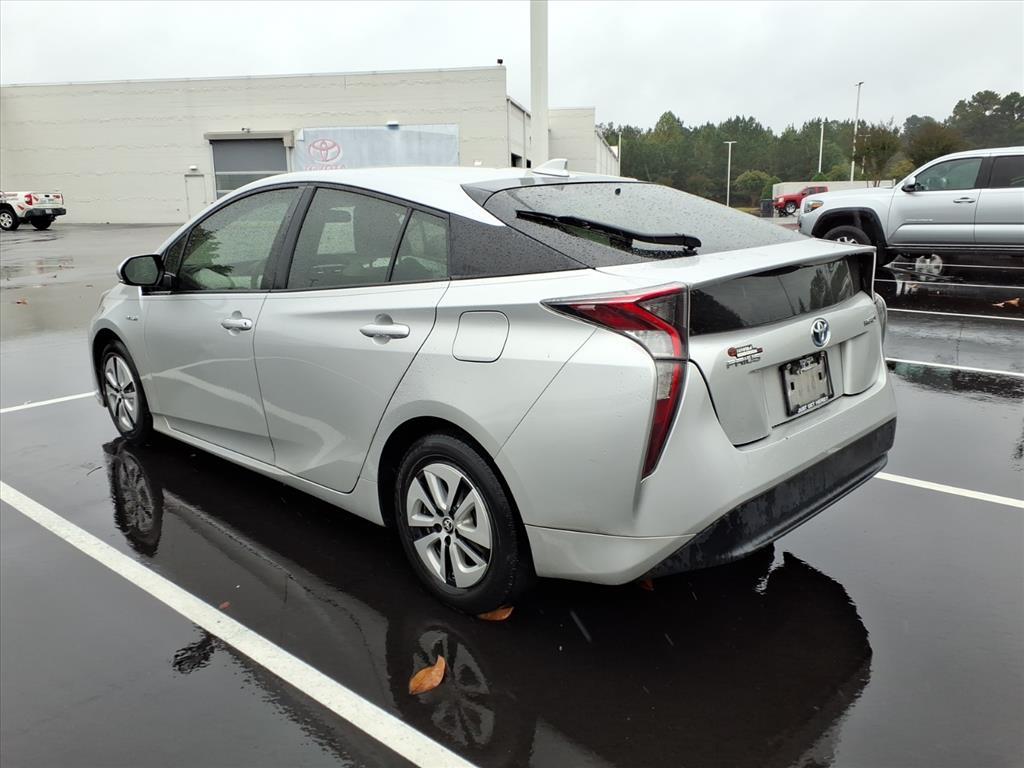 2016 Toyota Prius Two Eco Three Four Touring photo 3