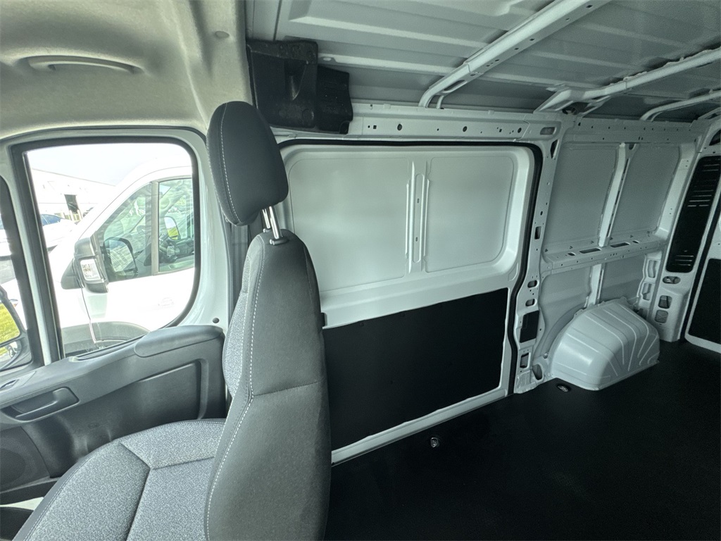 2025 Ram ProMaster 1500 photo 11