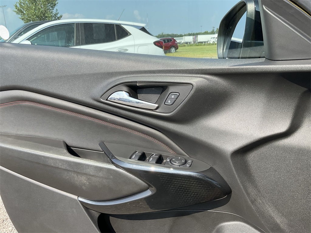 2024 Chevrolet Trax photo 14
