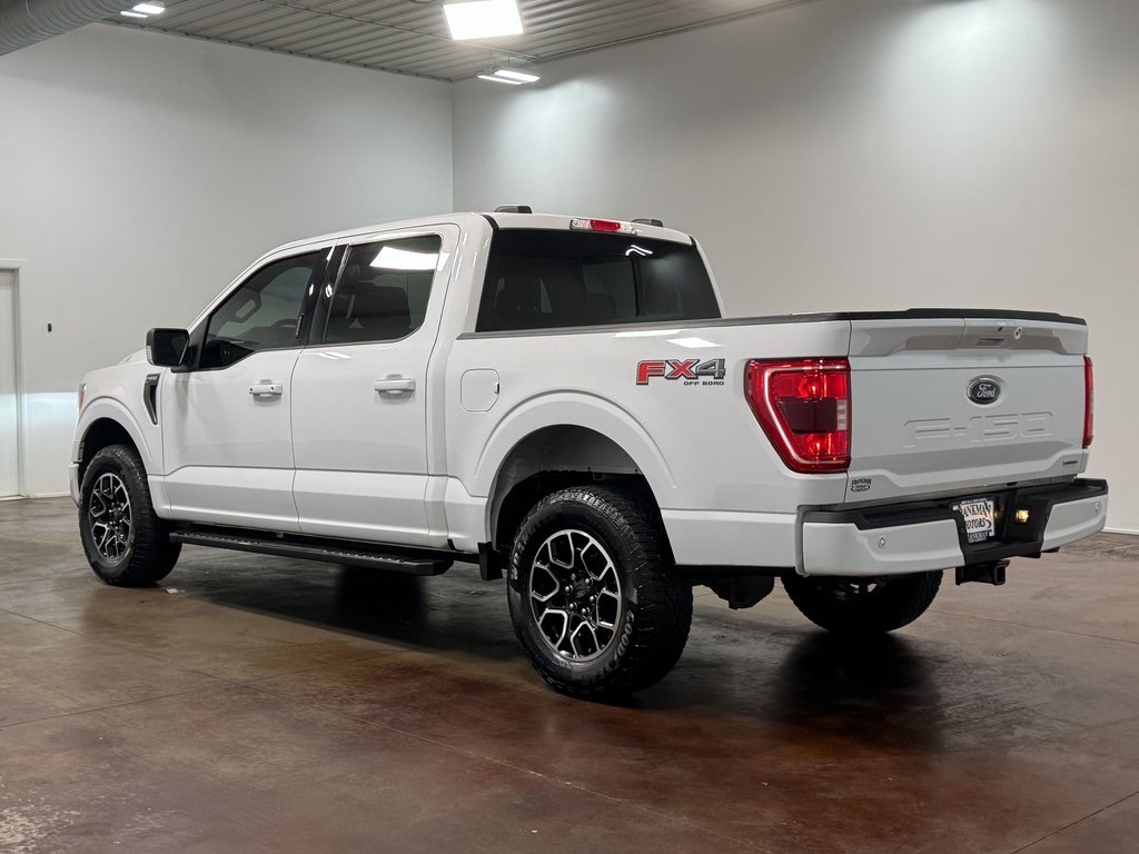 2022 Ford F-150 XLT photo 3