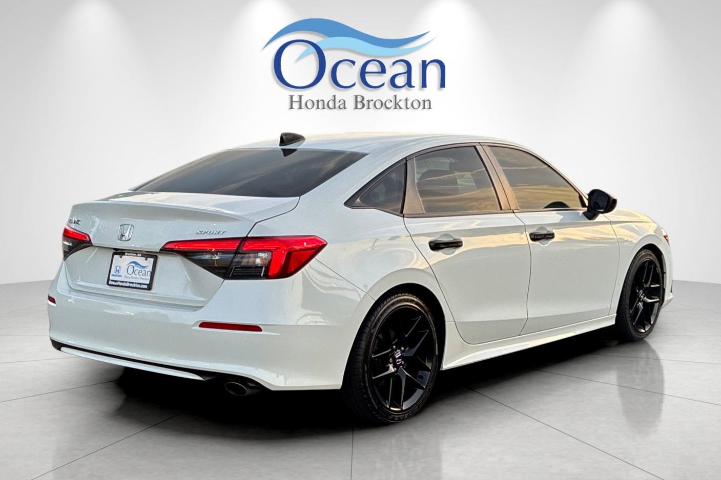 2022 Honda Civic Sport photo 3