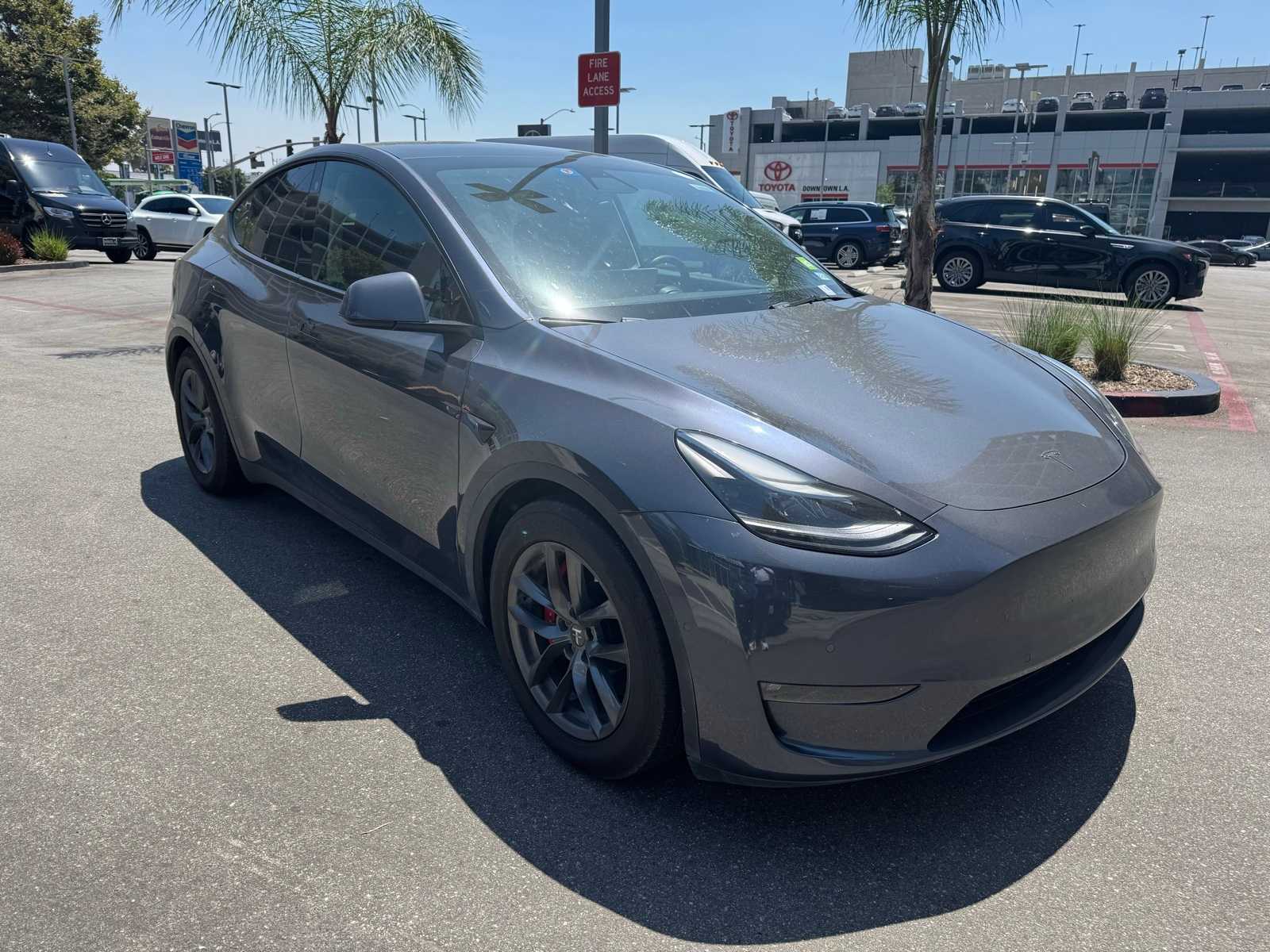 Used 2022 Tesla Model Y Performance with VIN 7SAYGDEF7NF373843 for sale in Kansas City