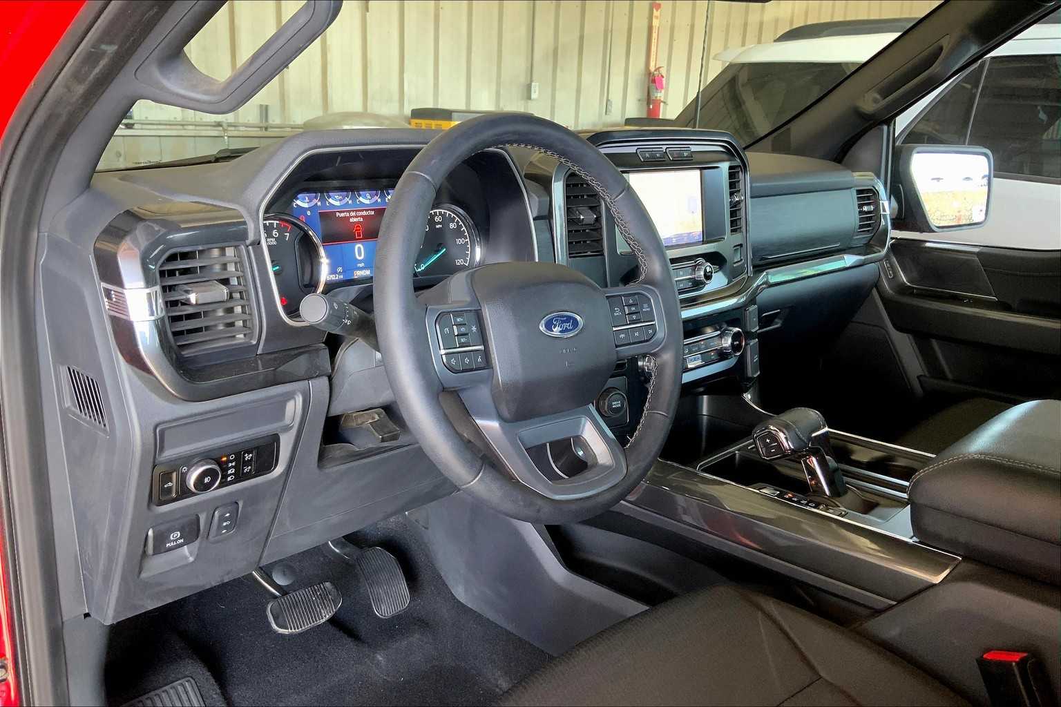 2023 Ford F-150 XLT photo 15