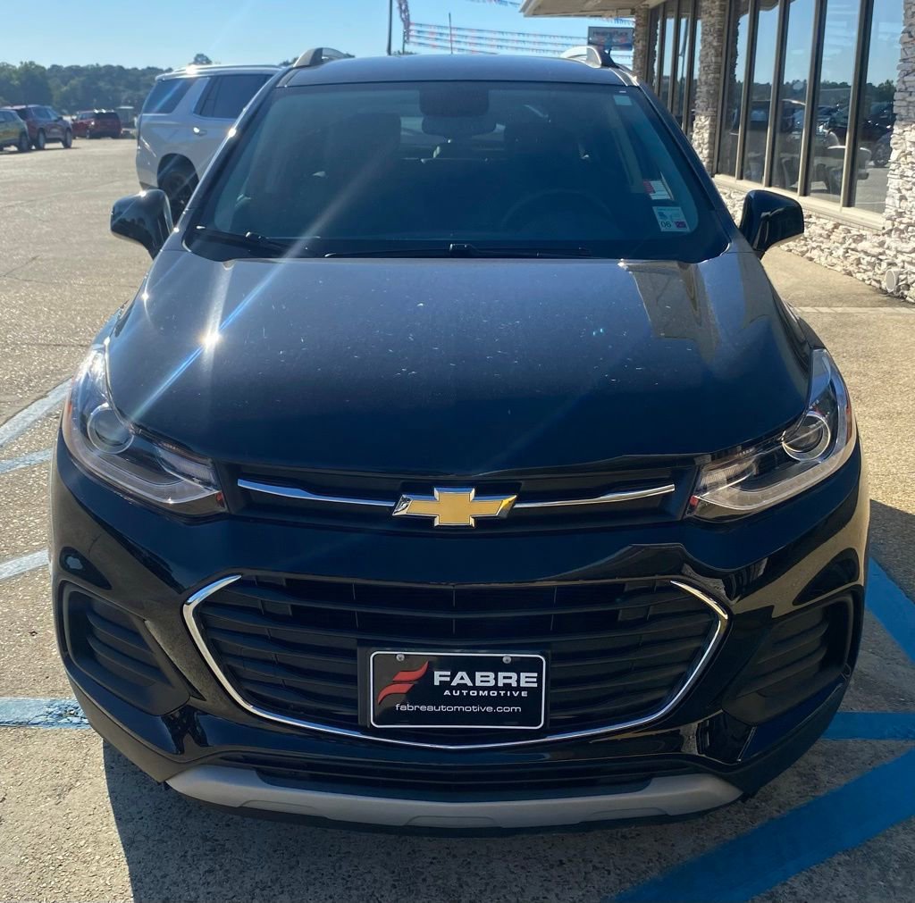 Used 2022 Chevrolet Trax LT with VIN KL7CJLSM8NB518636 for sale in Saint Francisville, LA