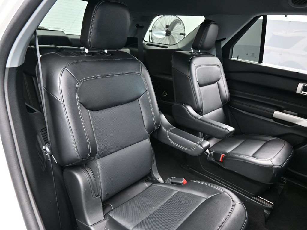 2022 Ford Explorer Limited photo 41