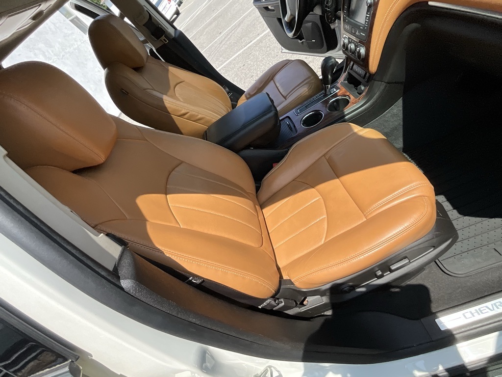 2014 Chevrolet Traverse LTZ photo 36
