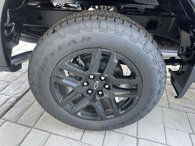 2026 Chevrolet Silverado 1500 RST photo 4