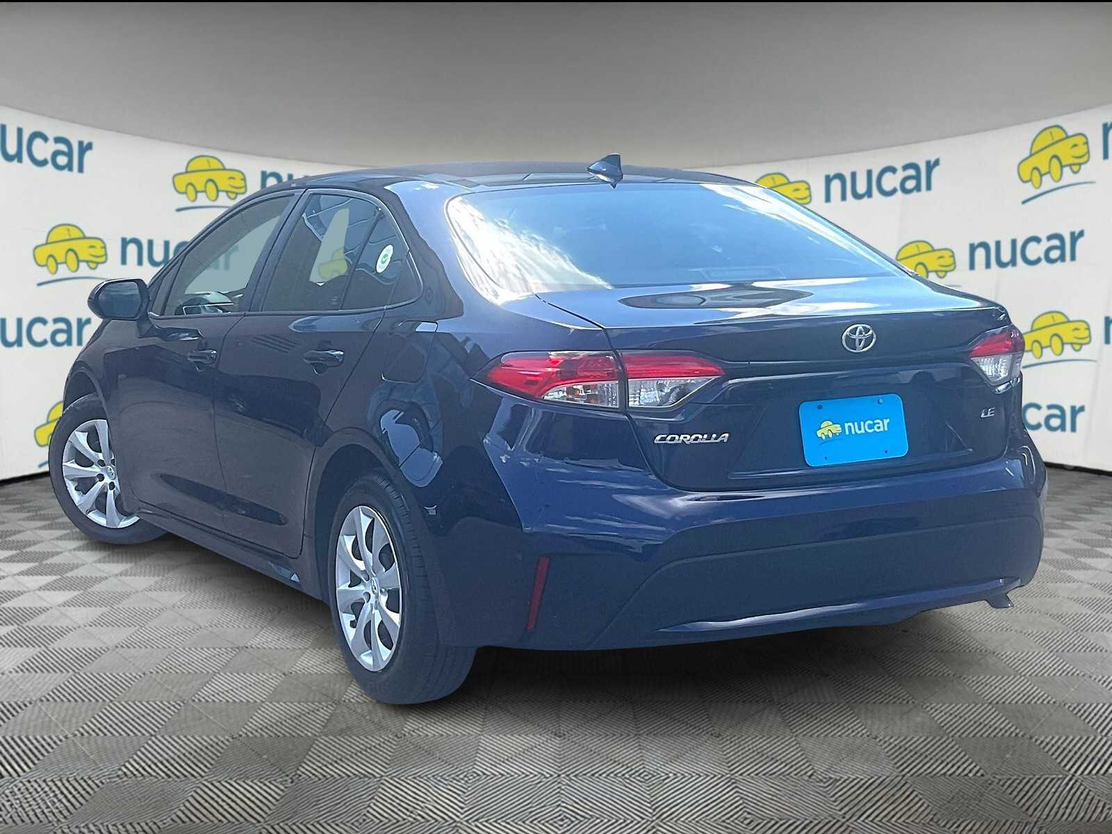 2022 Toyota Corolla LE photo 4