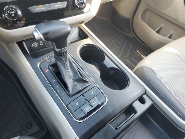2017 Kia Sedona LX photo 25