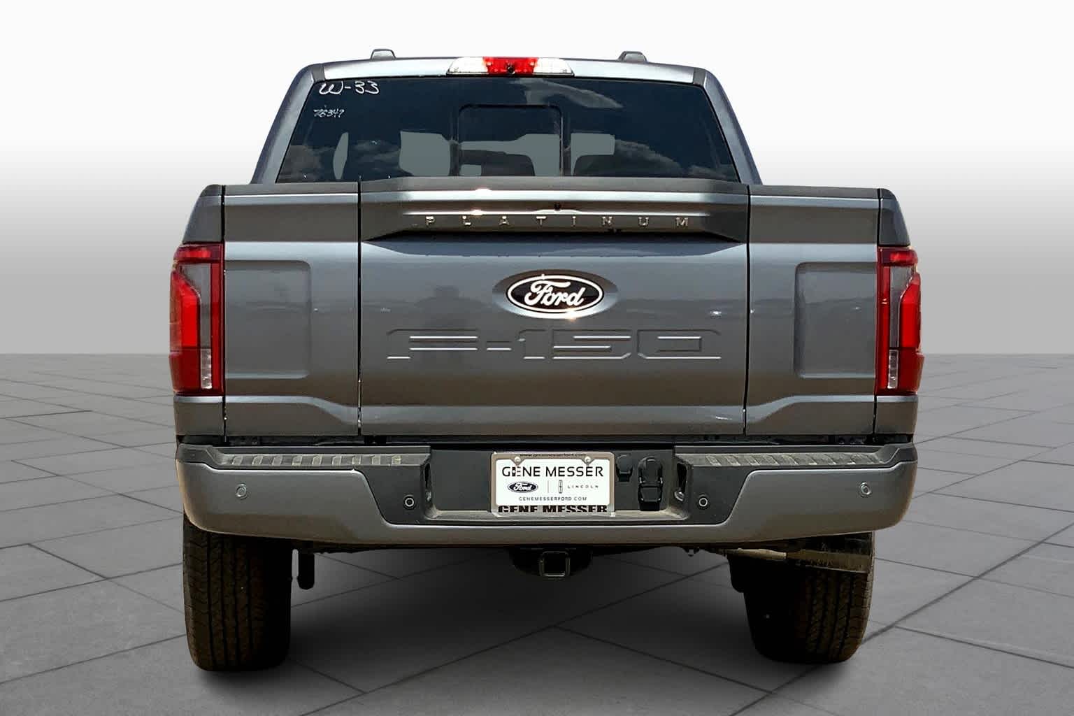 2025 Ford F-150 Platinum photo 4