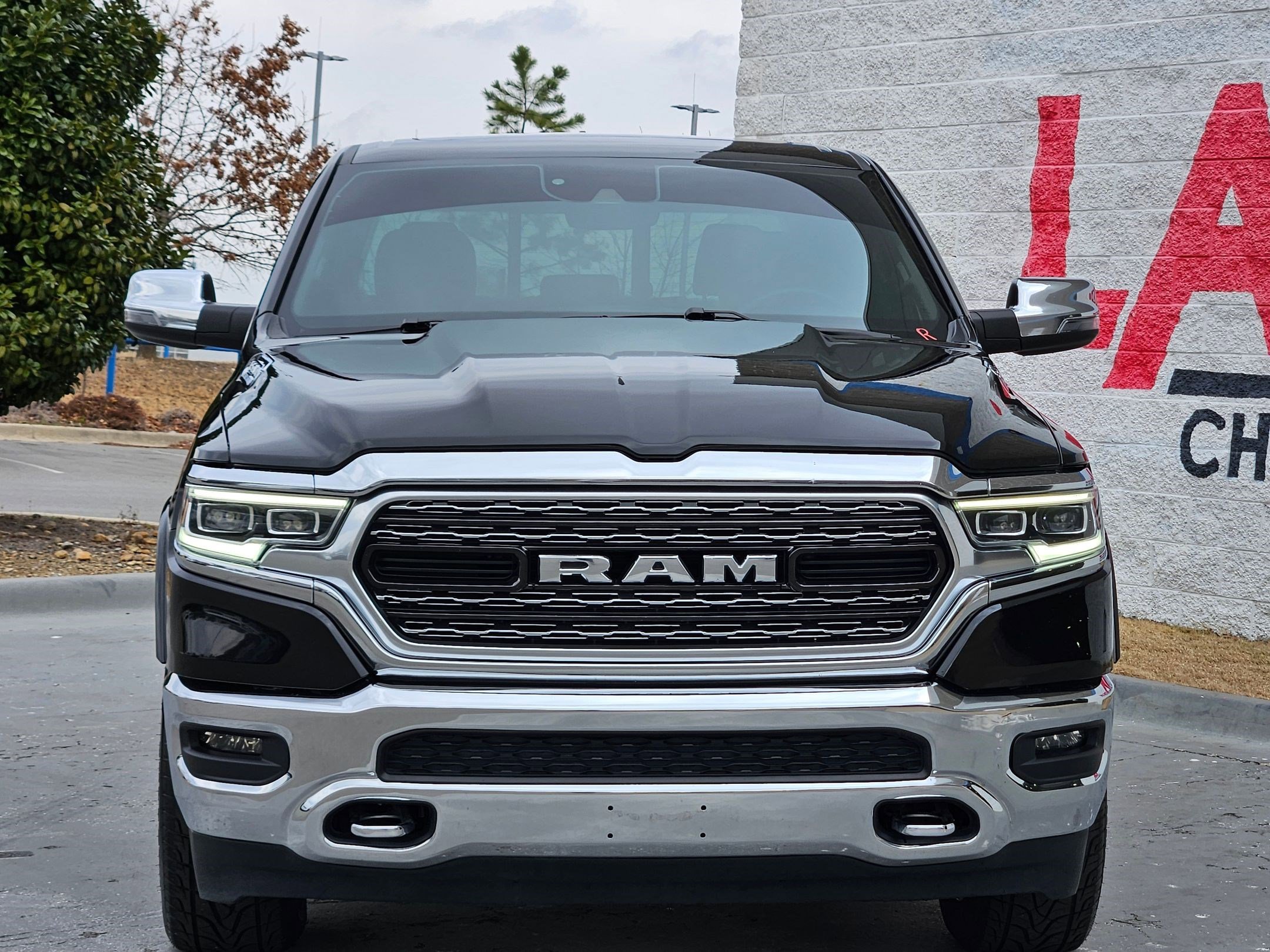 Used 2024 RAM Ram 1500 Pickup Limited with VIN 1C6SRFHT0RN202327 for sale in Little Rock