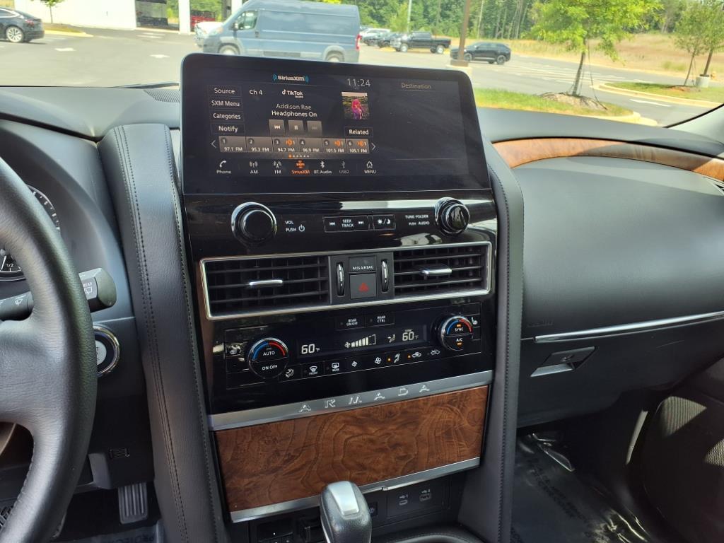 2023 Nissan Armada SL photo 7
