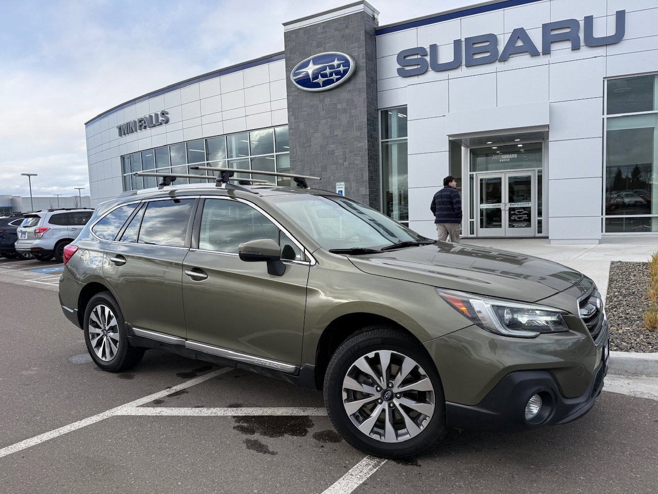 2019 Subaru Outback Touring's photo