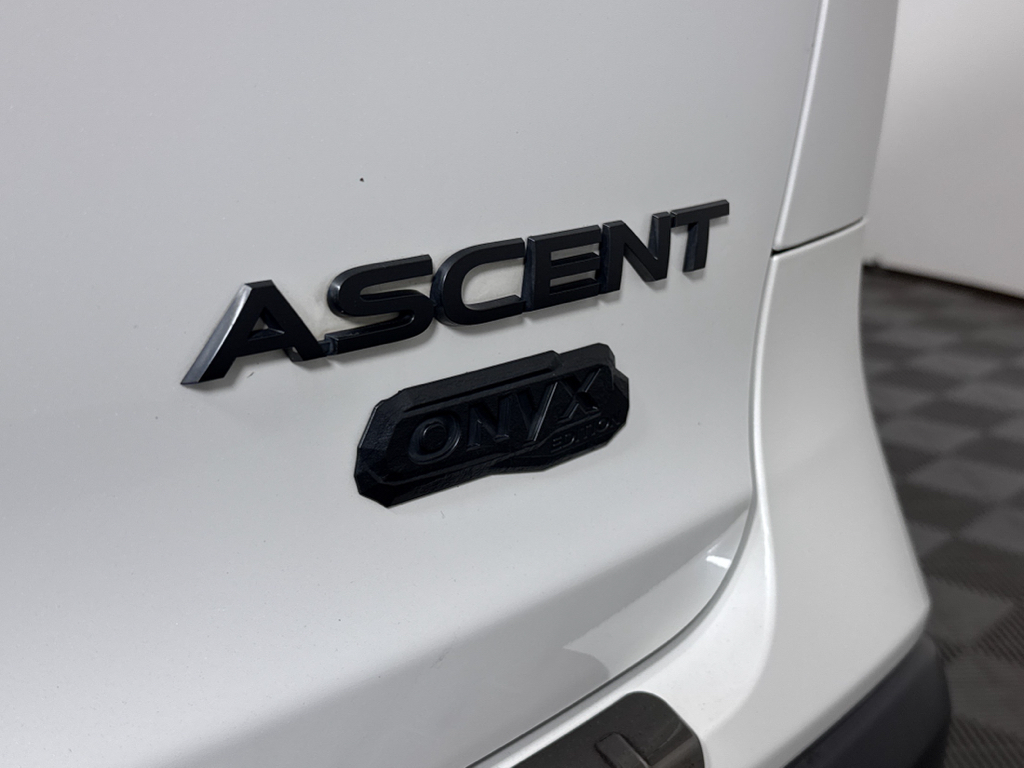 2022 Subaru Ascent Onyx Edition photo 8
